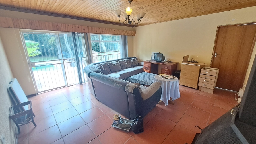 5 Bedroom Property for Sale in Universitas Ridge Free State